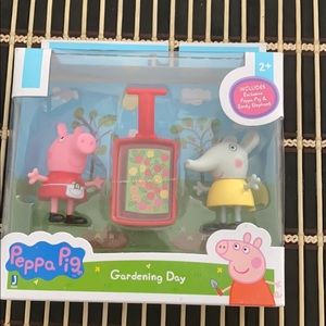 Peppa Pig Peppa & Emily Elephant Gardening